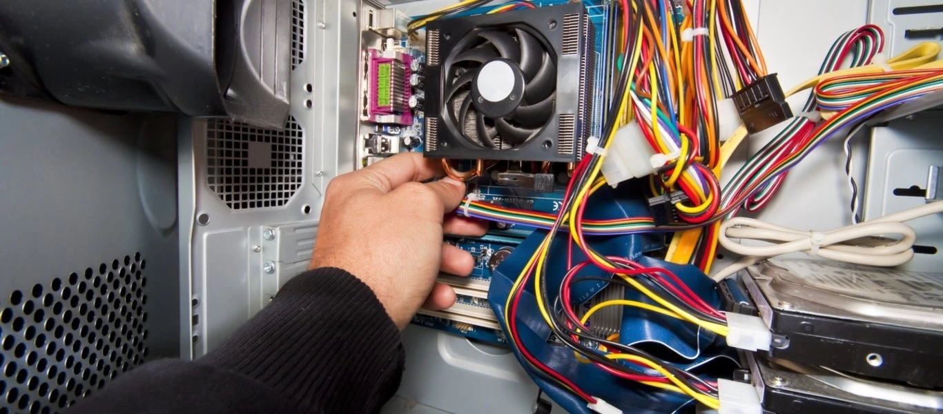 Υποτιθέμενοι τεχνικοί υπολογιστών εξαπάτησαν και απέσπασαν κωδικούς e-banking